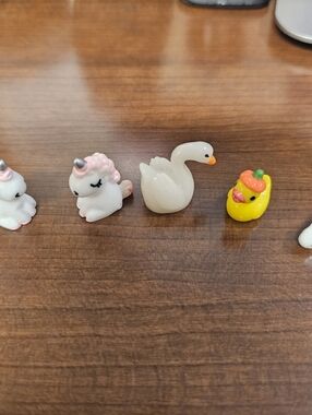 Plastic Mini Figurines Set